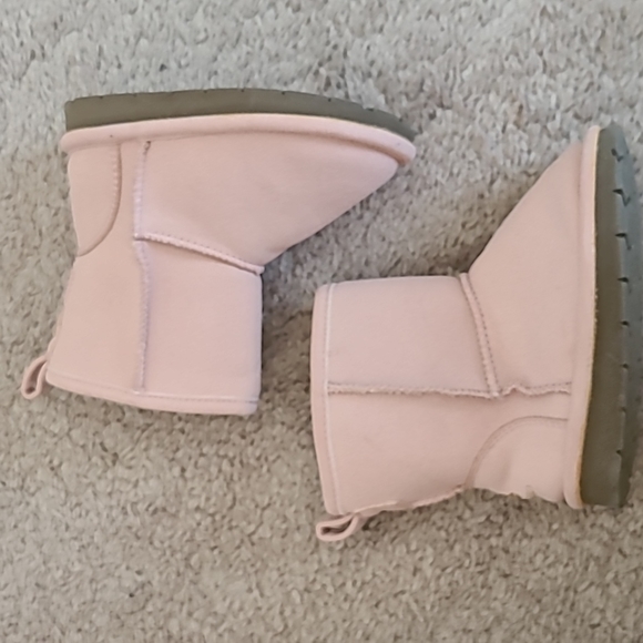 Pink suede boots - Picture 2 of 5